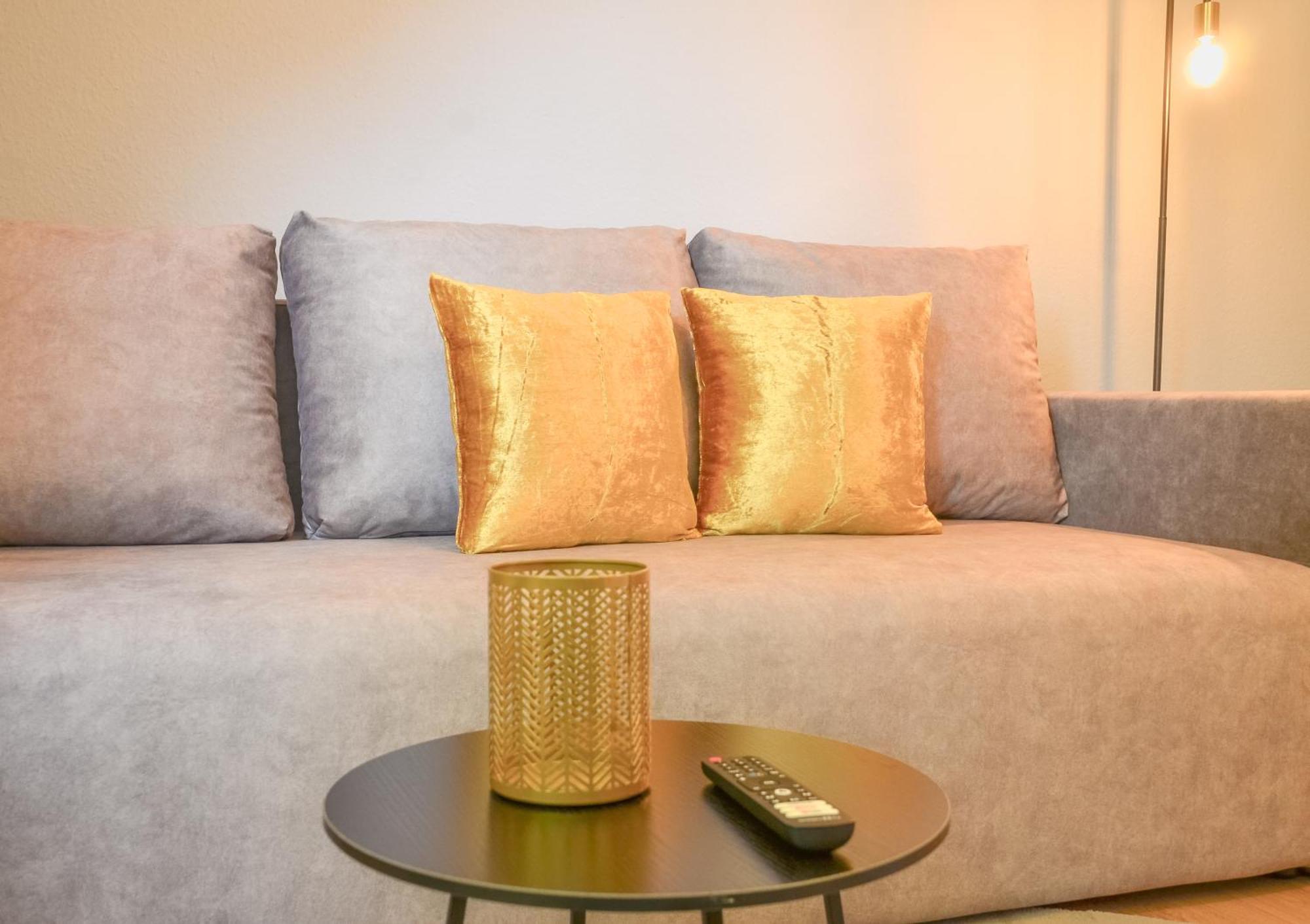 Milpau Buer 2 - Modernes Apartment Mit Queensize-Bett, Netflix, Nespresso, Waschmaschine & Smart Tv Gelsenkirchen Exteriör bild